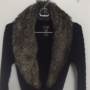 DEX SWEATER JACKET, BLACK, WITH FAUX FUR COLLAR